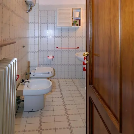 Villino Liberty Nel Cuore Della Marsica Vakantiehuis *