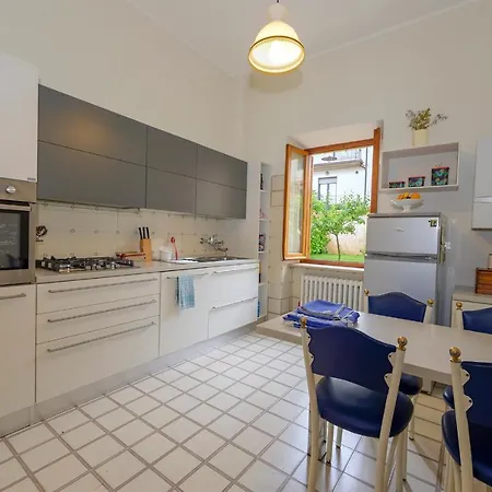 Holiday home Villino Liberty Nel Cuore Della Marsica *
