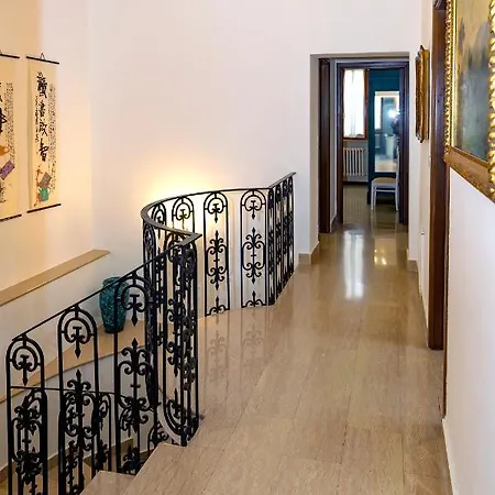 Holiday home Villino Liberty Nel Cuore Della Marsica Luco dei Marsi