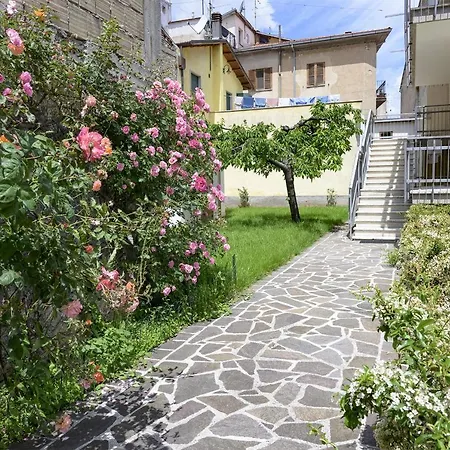 Holiday home Villino Liberty Nel Cuore Della Marsica Luco dei Marsi