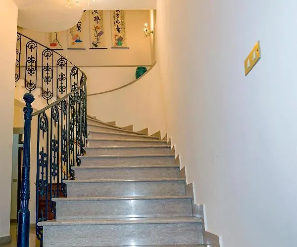 Villino Liberty Nel Cuore Della Marsica Tatil Evi *