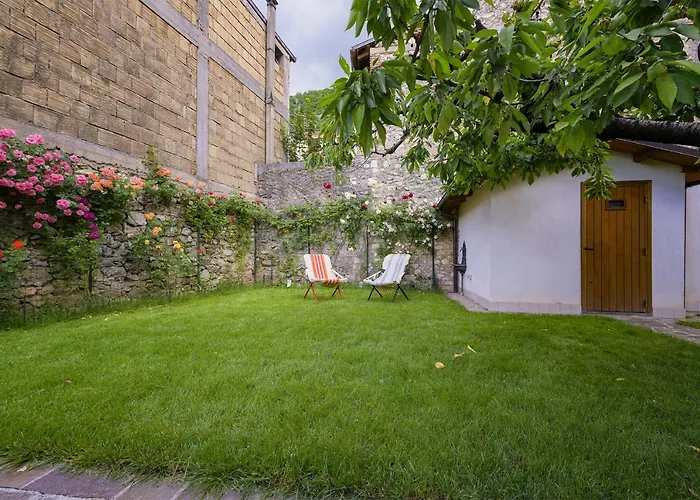 Villino Liberty Nel Cuore Della Marsica Tatil Evi *