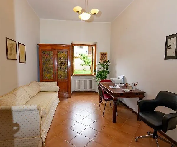 Villino Liberty Nel Cuore Della Marsica Tatil Evi