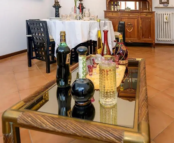 Villino Liberty Nel Cuore Della Marsica Tatil Evi Luco ne' Marsi