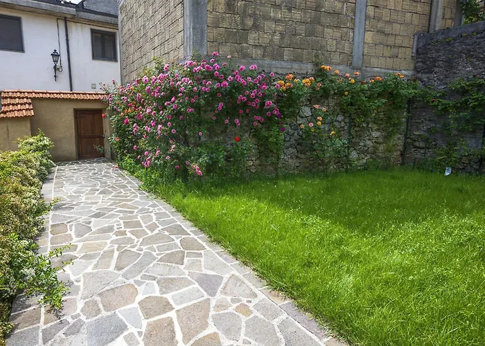 Villino Liberty Nel Cuore Della Marsica Tatil Evi